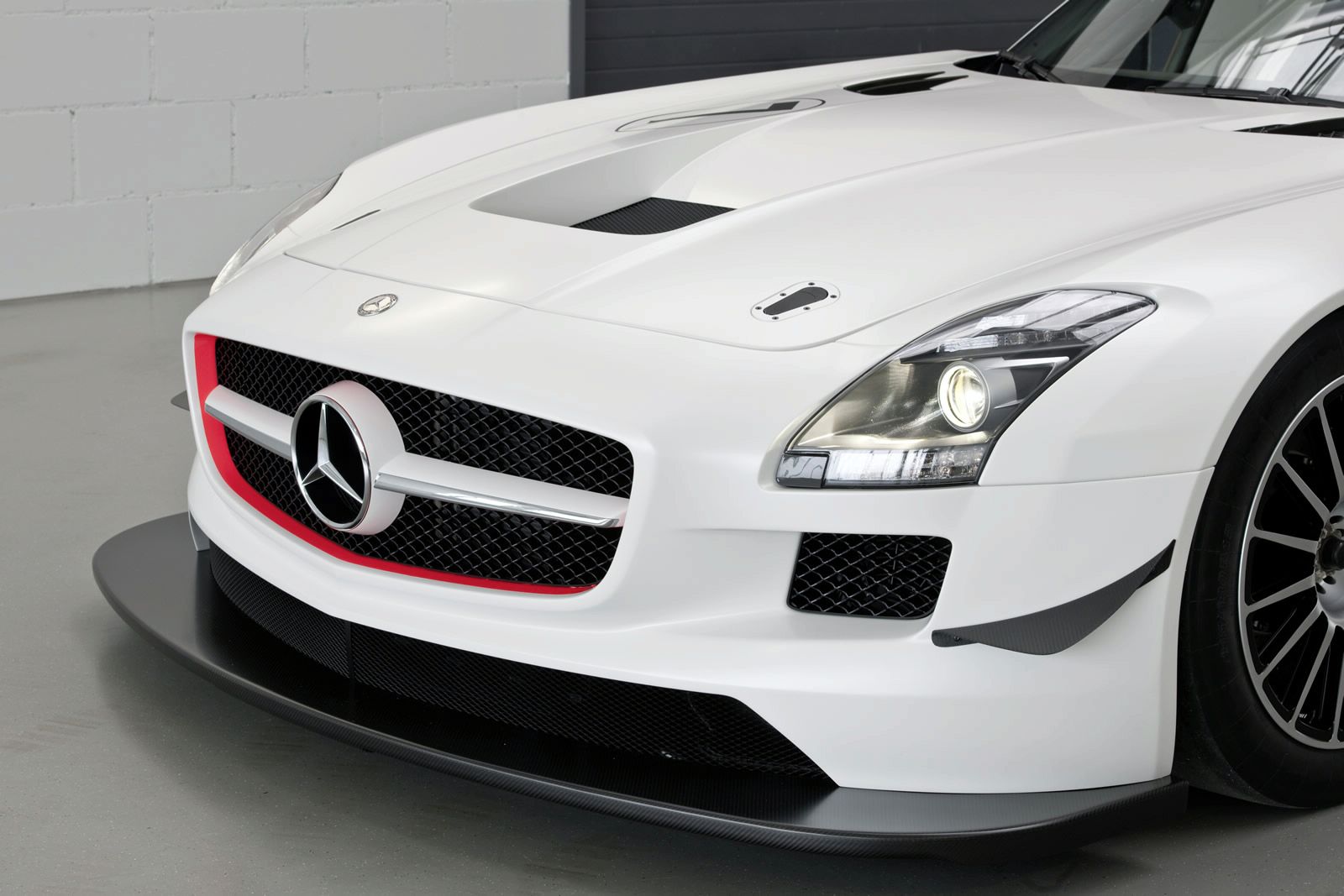 AMG deseja um Feliz Natal 8 AMG SLS GT3 7