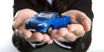 Seguro Auto = para eles e elas