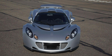 Hennessey Venom GT – 370km/h < 20”