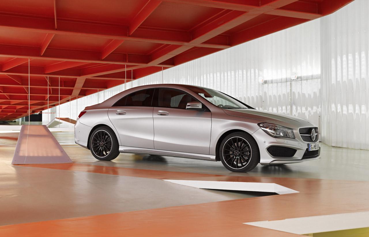 Mercedes CLA apresentado em Detroit 26 Mercedes CLA 16
