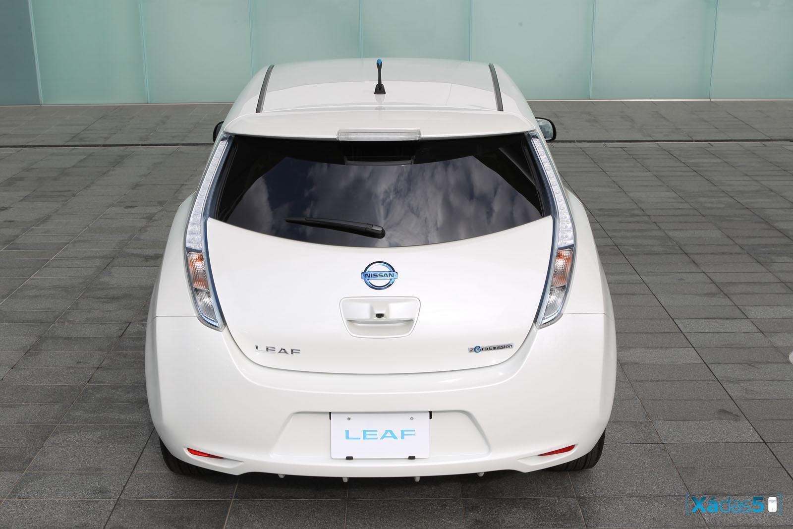 Nissan Leaf por menos €3.000 8 Nissan Leaf 12