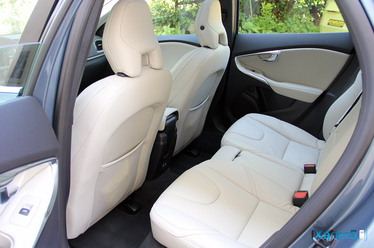 Volvo V40 - estilo sueco 42 Volvo V40 44