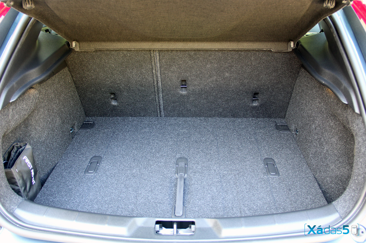 Volvo V40 - estilo sueco 64 Volvo V40 45