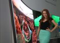 Samsung apresenta a primeira TV OLED com painel curvo do mundo