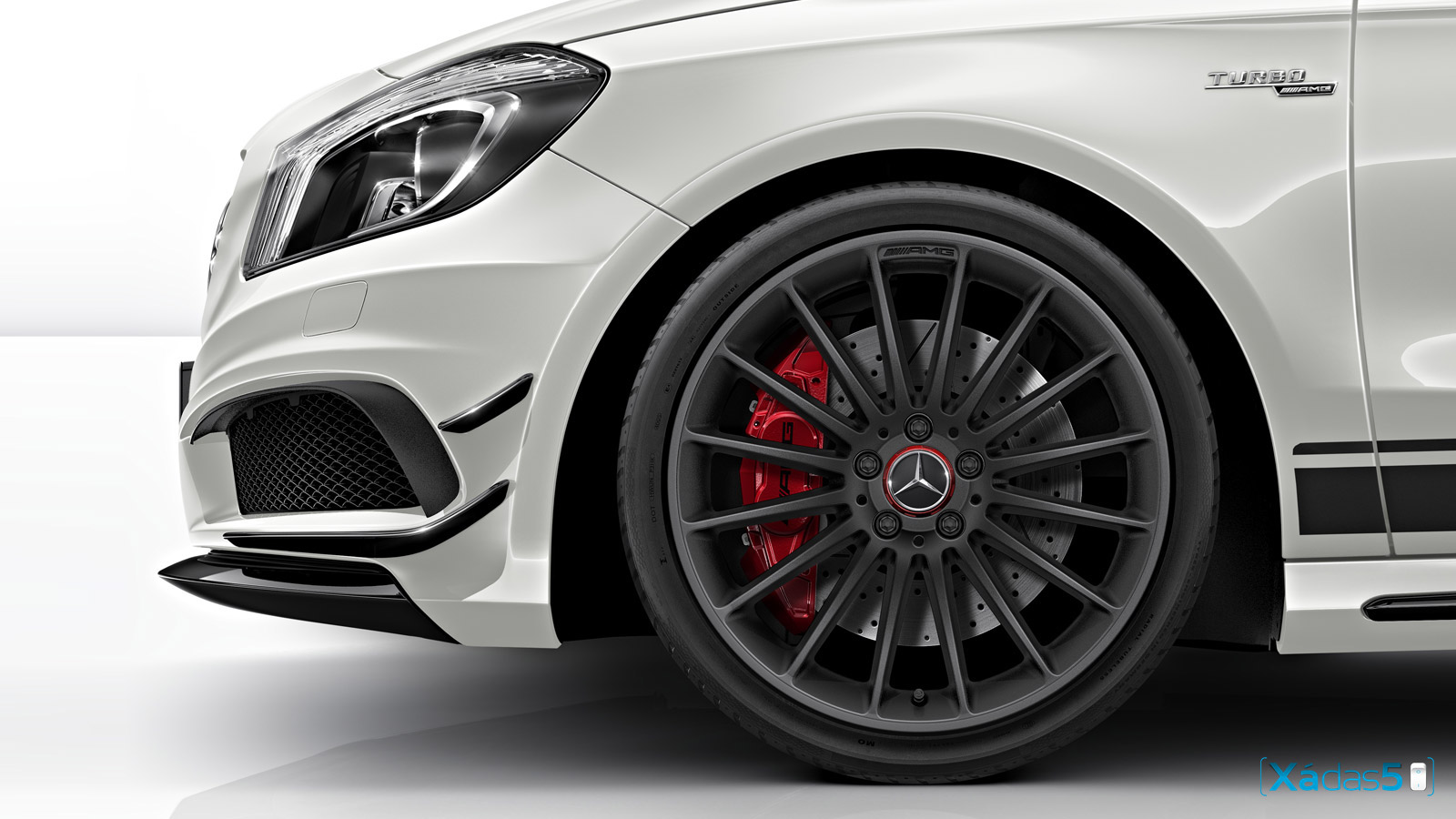 Mercedes-Benz A45 AMG... sem palavras! 3 03