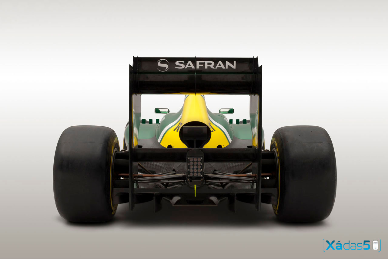 Caterham CT03 10 Caterham CT03 9