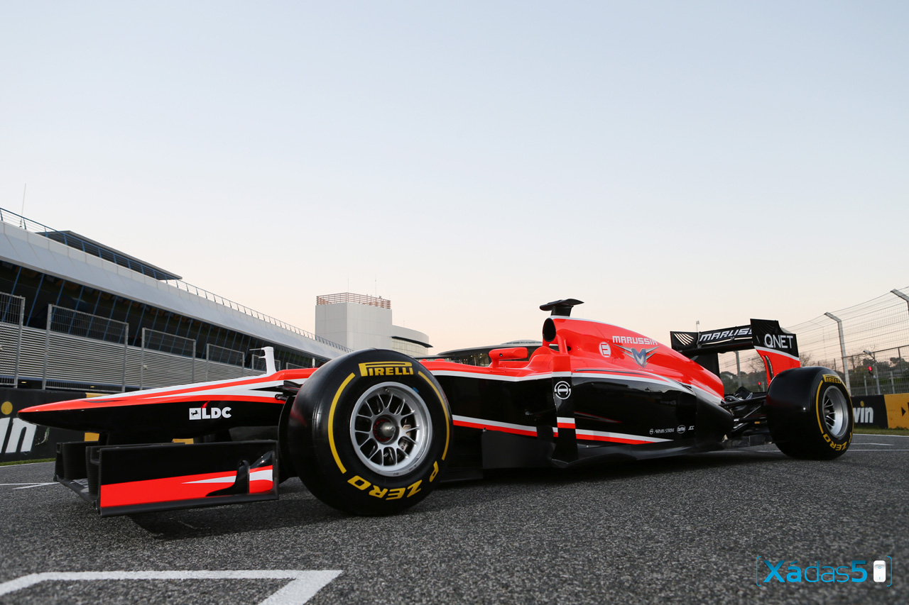 Marussia MR02 4 Marussia MR02 8