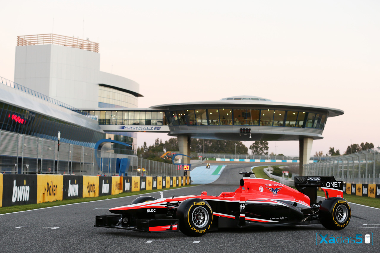 Marussia MR02 5 Marussia MR02 9