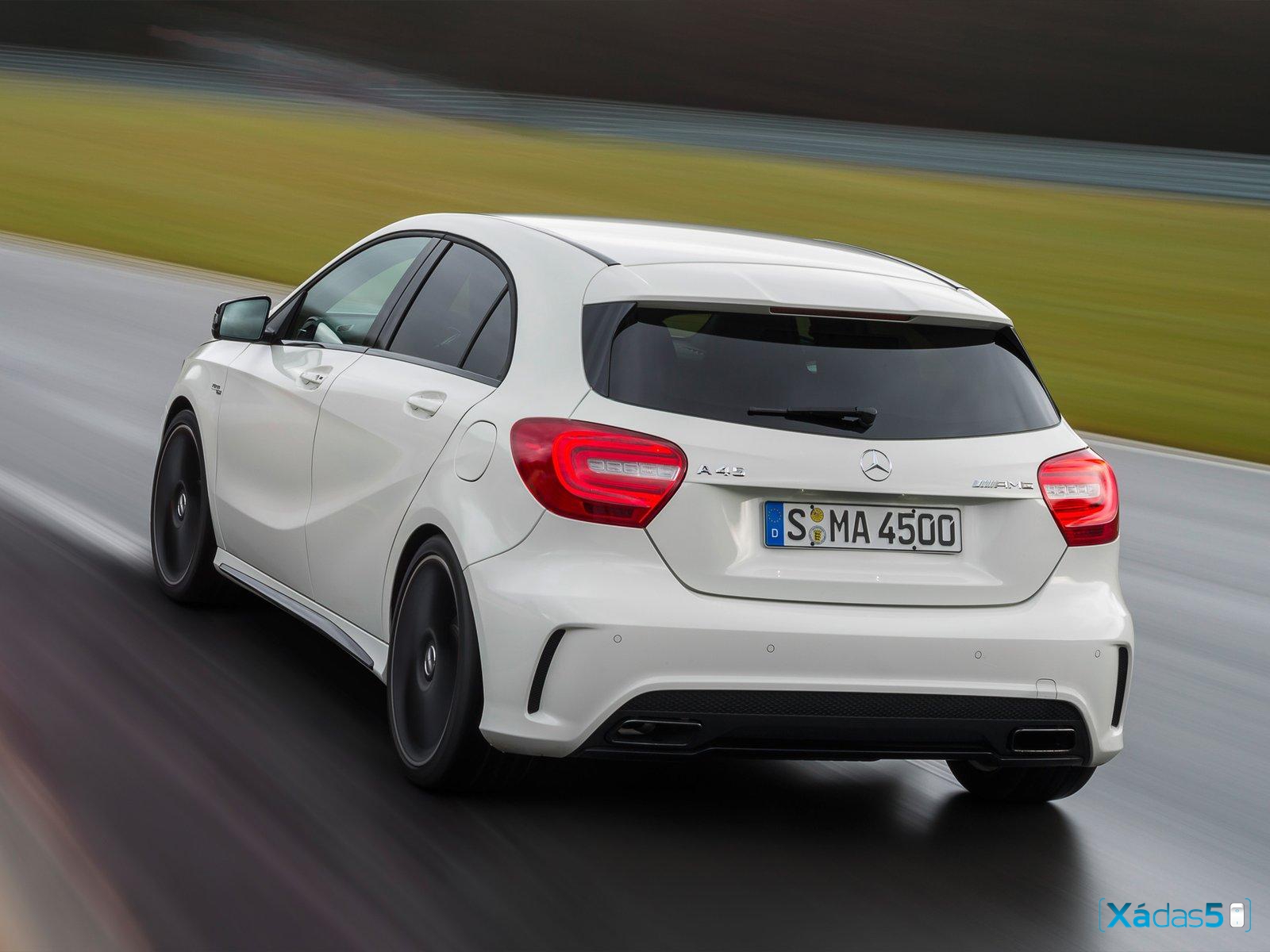Mercedes-Benz A45 AMG... sem palavras! 19 Mercedes A45 AMG 14
