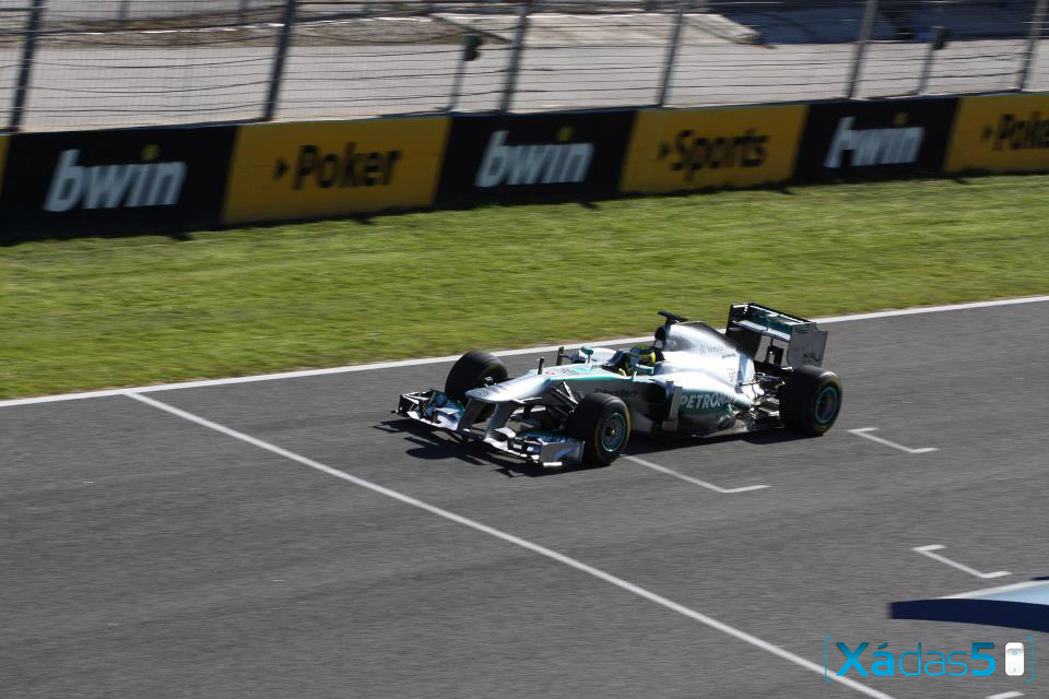 Mercedes W04 15 Mercedes W04 13