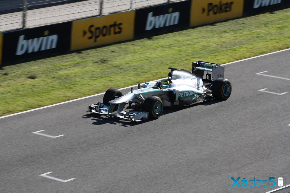 Mercedes W04 16 Mercedes W04 14