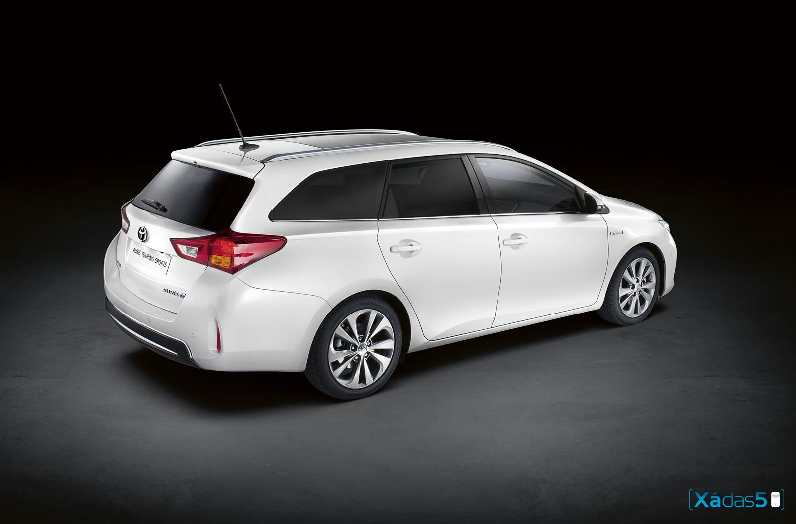 Toyota Auris Touring Sports 13 Toyota Auris Touring Sports 13
