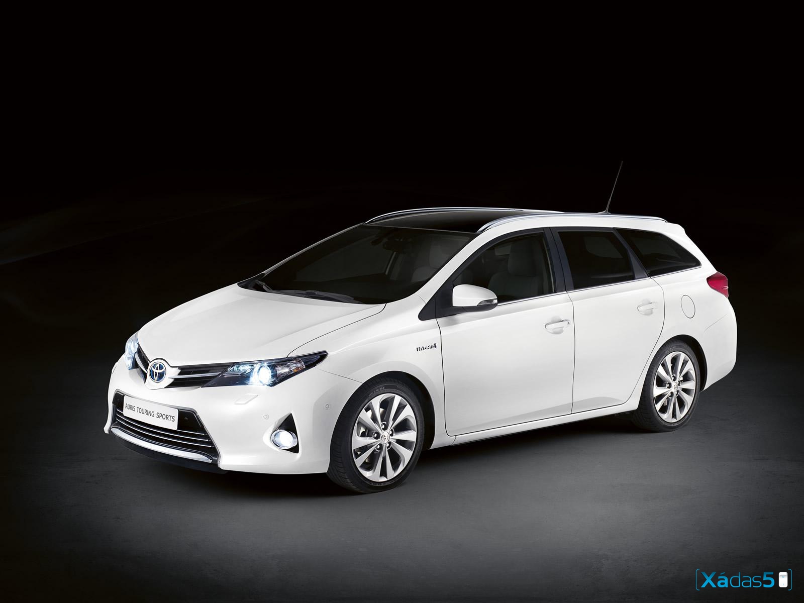 Toyota Auris Touring Sports 17 Toyota Auris Touring Sports 17