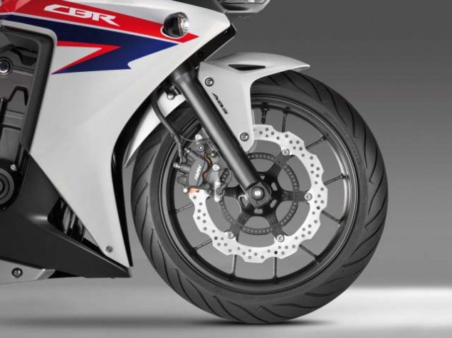 Honda CBR500R 6 2013 Honda CBR500R lo res 06