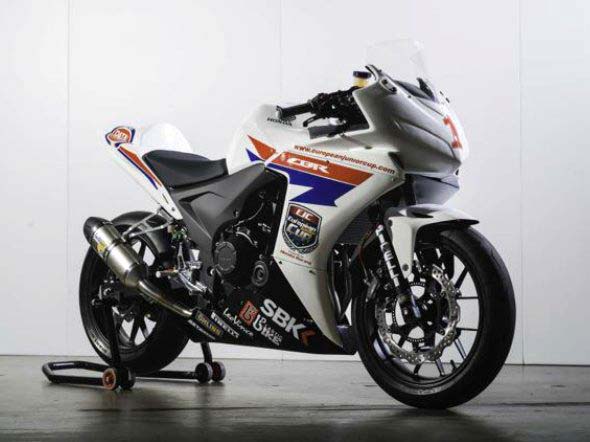 Honda CBR500R 2 Honda CBR500R race bike 04