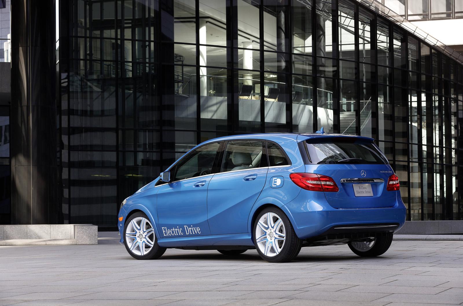 Mercedes-Benz Classe B Electric Drive em 2014 13 Mercedes Benz B 14