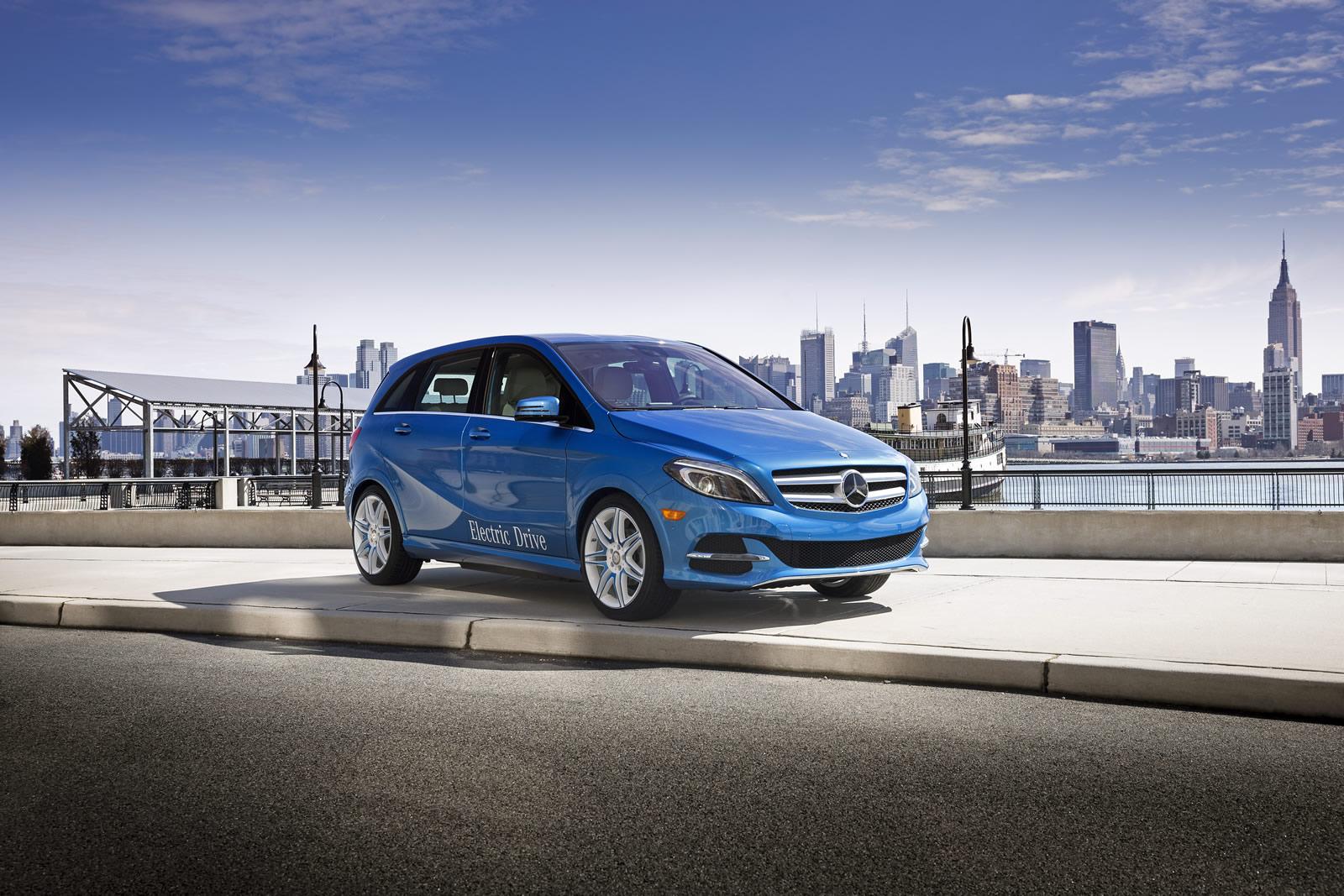 Mercedes-Benz Classe B Electric Drive em 2014 24 Mercedes Benz B 25