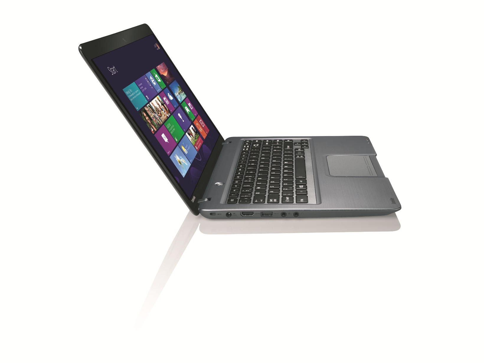 Novo Toshiba Ultrabook Satellite U840t