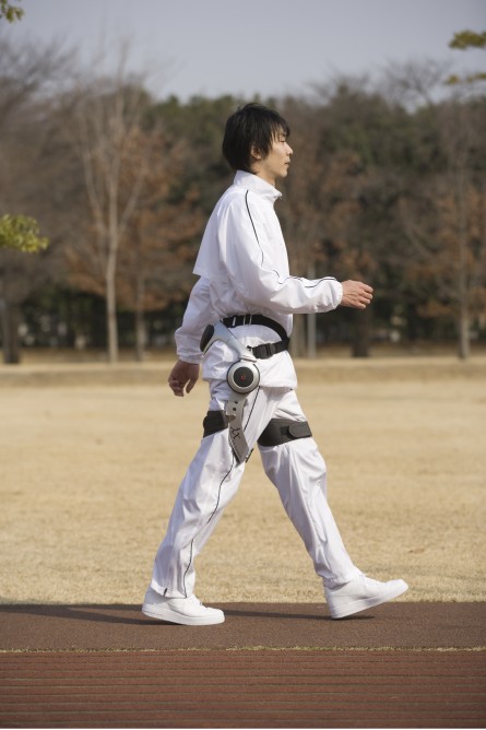 O exoskeleton da Honda já "anda" aí 4 honda walking assist exoskeleton 28