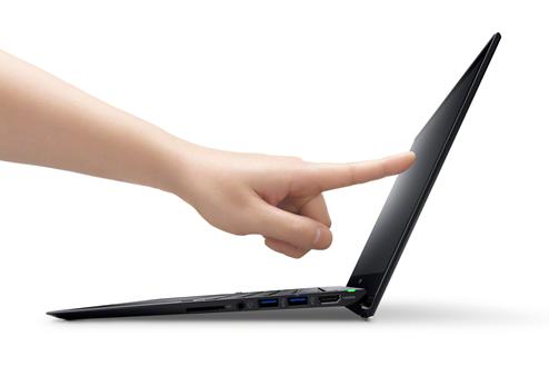 Sony Vaio Pro de 13,3" é o mais leve do mundo 10 13Summer VAIO Pro 13 with hand01 B 1200