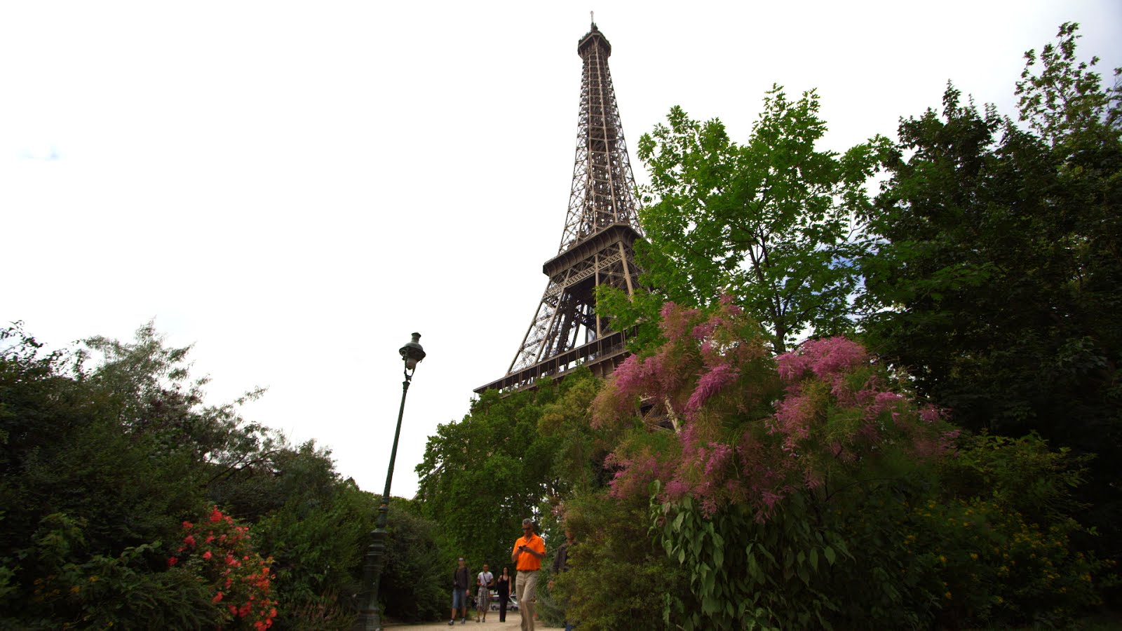 Visite a Torre Eiffel com o Google Street View e em 360º