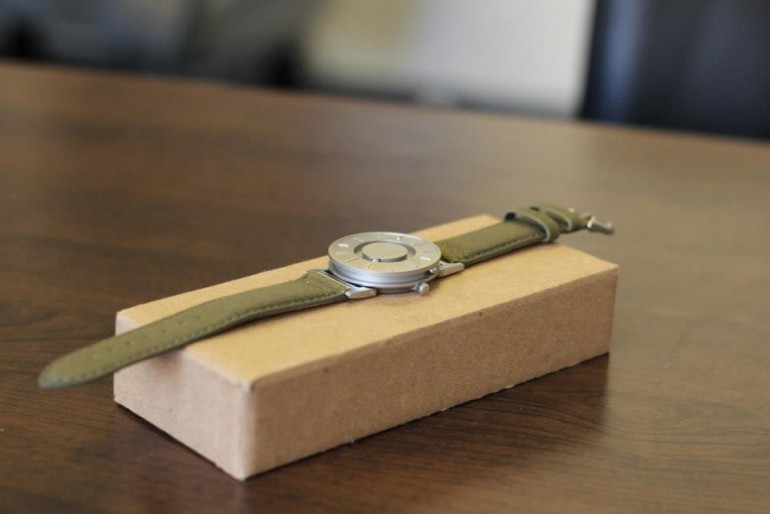 Eone Bradley, um relógio para invisuais 6 eone bradley tactile watch 6