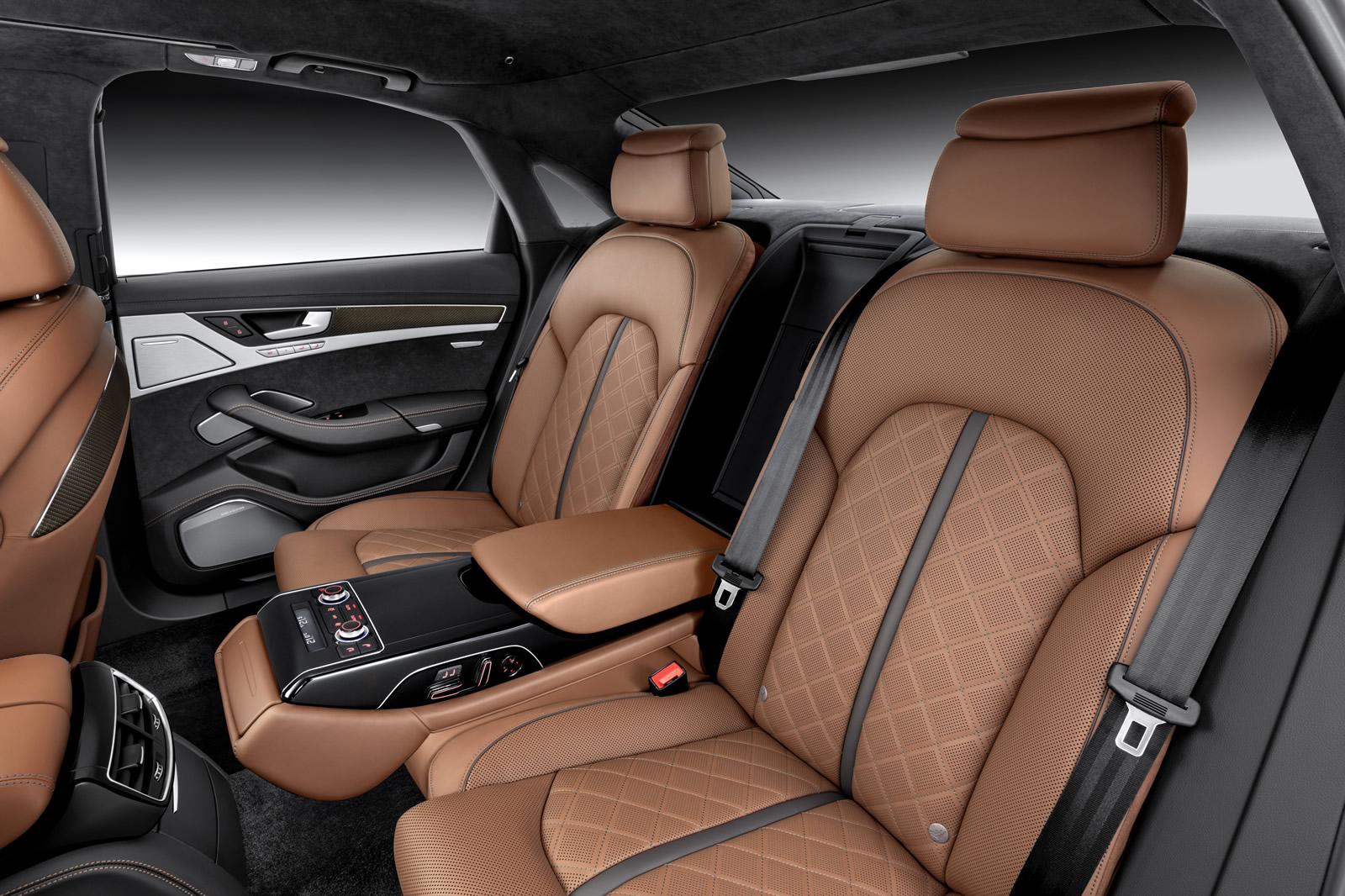 Audi leva A8 renovado a Frankfurt 10 Audi A8 43