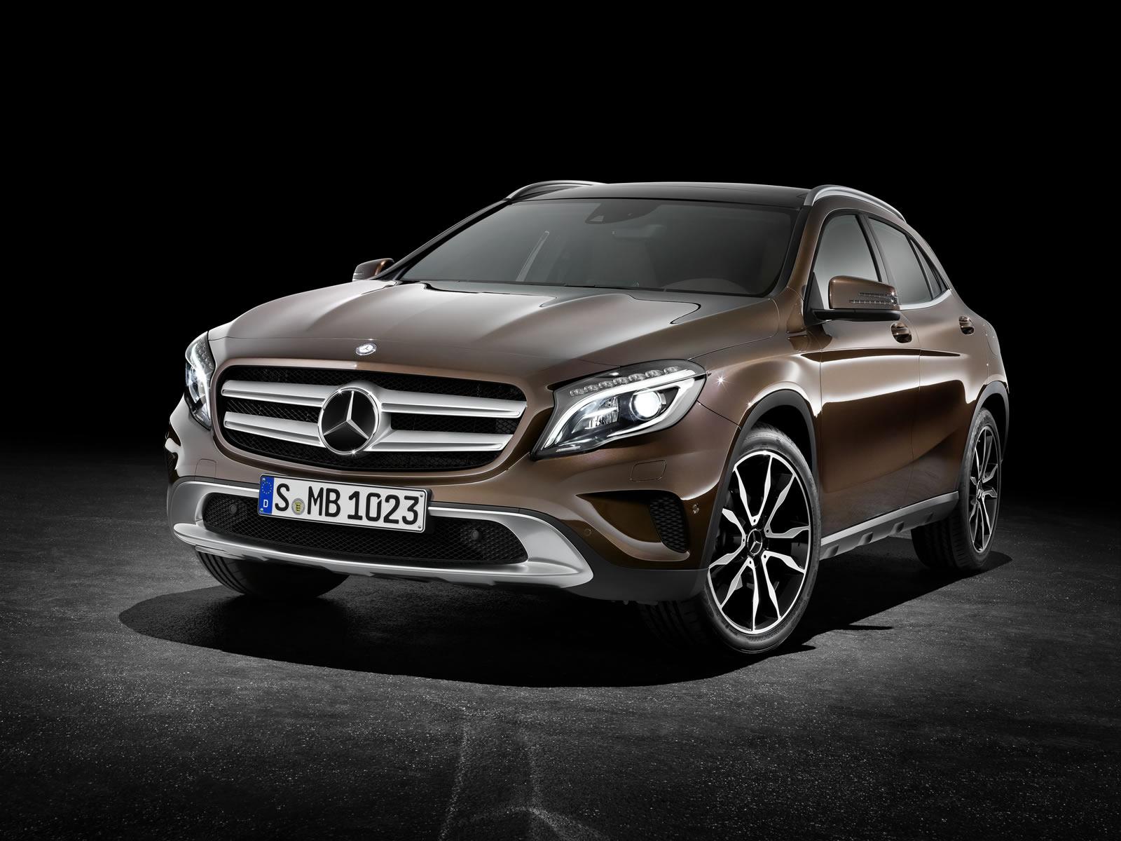 Mercedes mostra GLA (com vídeo) 26 MB GLA 22