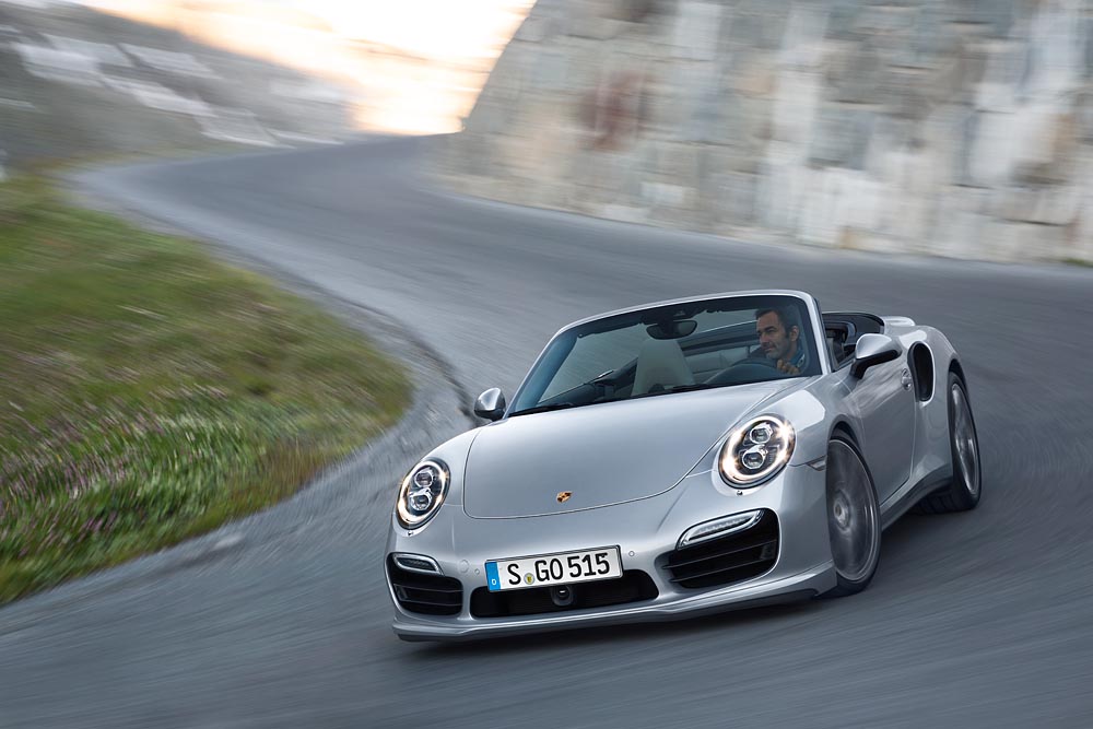Novo Porsche 911 Turbo Cabriolet 7 PM 105 3