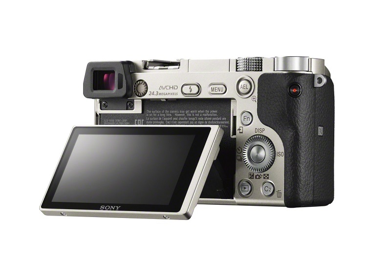 A nova Sony α6000 tem a focagem mais rápida do mundo 6 a6000 wSELP1650 tilt up silver 1200