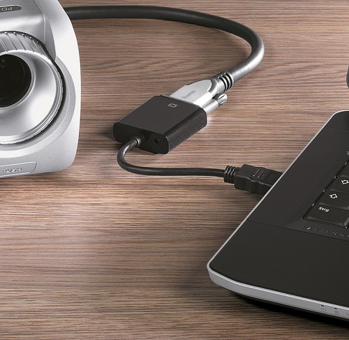 Hama converte HDMI to VGA por 30 euros