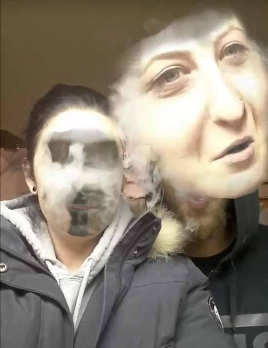 “Vapeie” o fantasma que há em si… ou com quem está na selfie