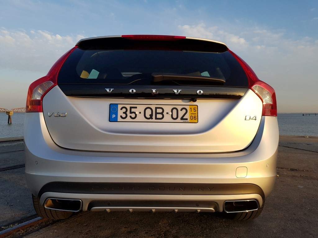 Volvo V60 CC D4, o ensaio a um familiar que gosta de aventura 10 20160429 200047 1