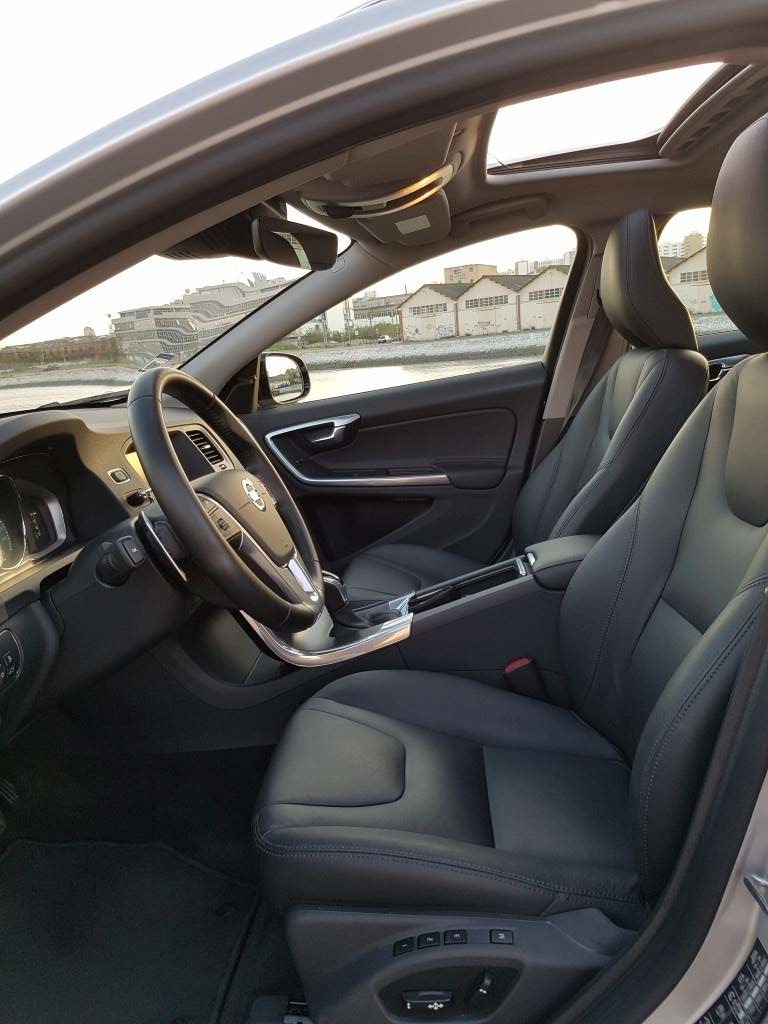 Volvo V60 CC D4, o ensaio a um familiar que gosta de aventura 8 20160429 200429 1 e1469457930810