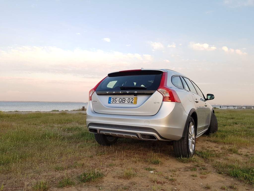 Volvo V60 CC D4, o ensaio a um familiar que gosta de aventura 12 20160429 200902 1