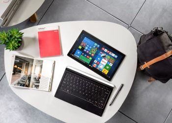 O escritório móvel: Tablet Alcatel 4G PLUS 12 e Smartphone IDOL 4 Pro com Windows 10