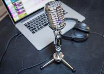 Marantz Retro Cast: o visual dos microfones de ontem com a tecnologia de hoje