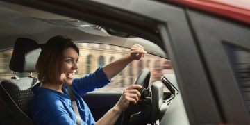 A Ford garante que cantar as nossas músicas favoritas ao volante faz bem à alma