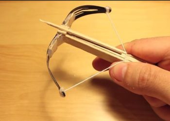 Nova e perigosa moda: arcos miniatura disparam palitos… ou pregos.