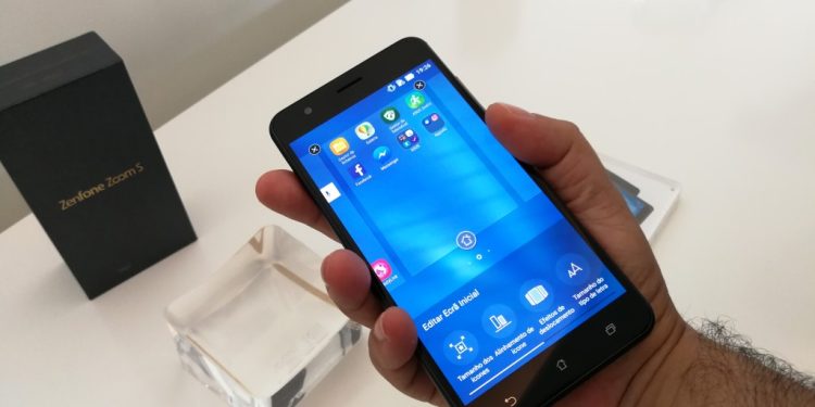 ASUS apresentou o topo de gama ZenFone Zoom S em Portugal