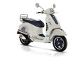 Vespa Yatch Club