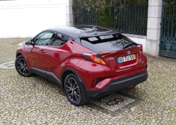 Análise Toyota C-HR 1.8 Hybrid Lounge