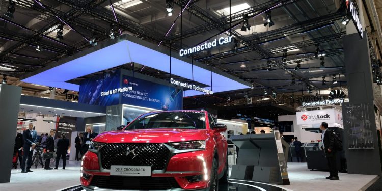 Voicebox - DS 7 Crossback_Stand Huawei