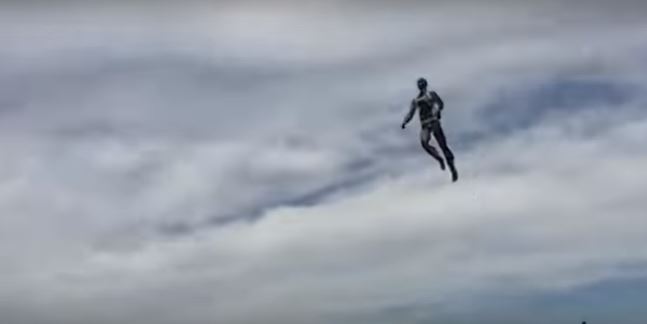 Disney inventa um robot que faz pose como um super-herói 1 Disney inventa um robot que faz pose como um super-herói