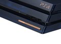 PlayStation 4 Pro translúcida