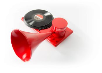 Kozmophone, um gira discos futurista e holográfico