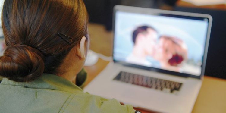 ESET: Campanha de "sextorsão" vale quase meio milhão de dólares 1 eset sextorção