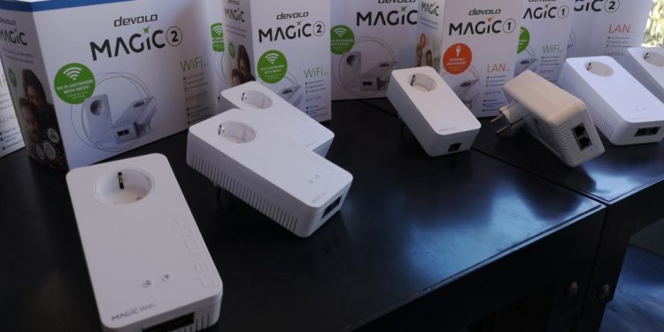 A gama devolo Magic oferece o melhor do Wi-Fi e do Powerline