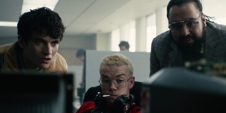 Black Mirror regressa com “Bandersnatch”, um filme interactivo