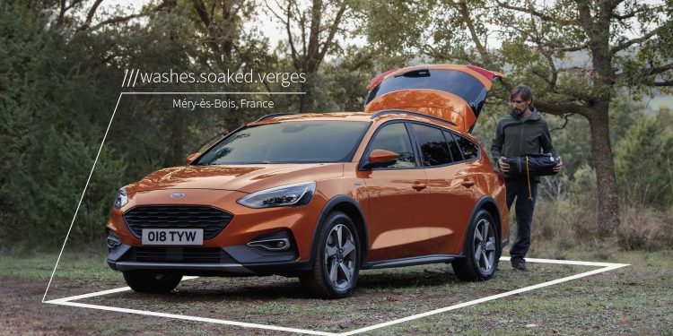 A Ford reforça o seu eco-sistema de infoentertenimento 1 Ford Helps Point Businesses in the Right Direction with New Conn